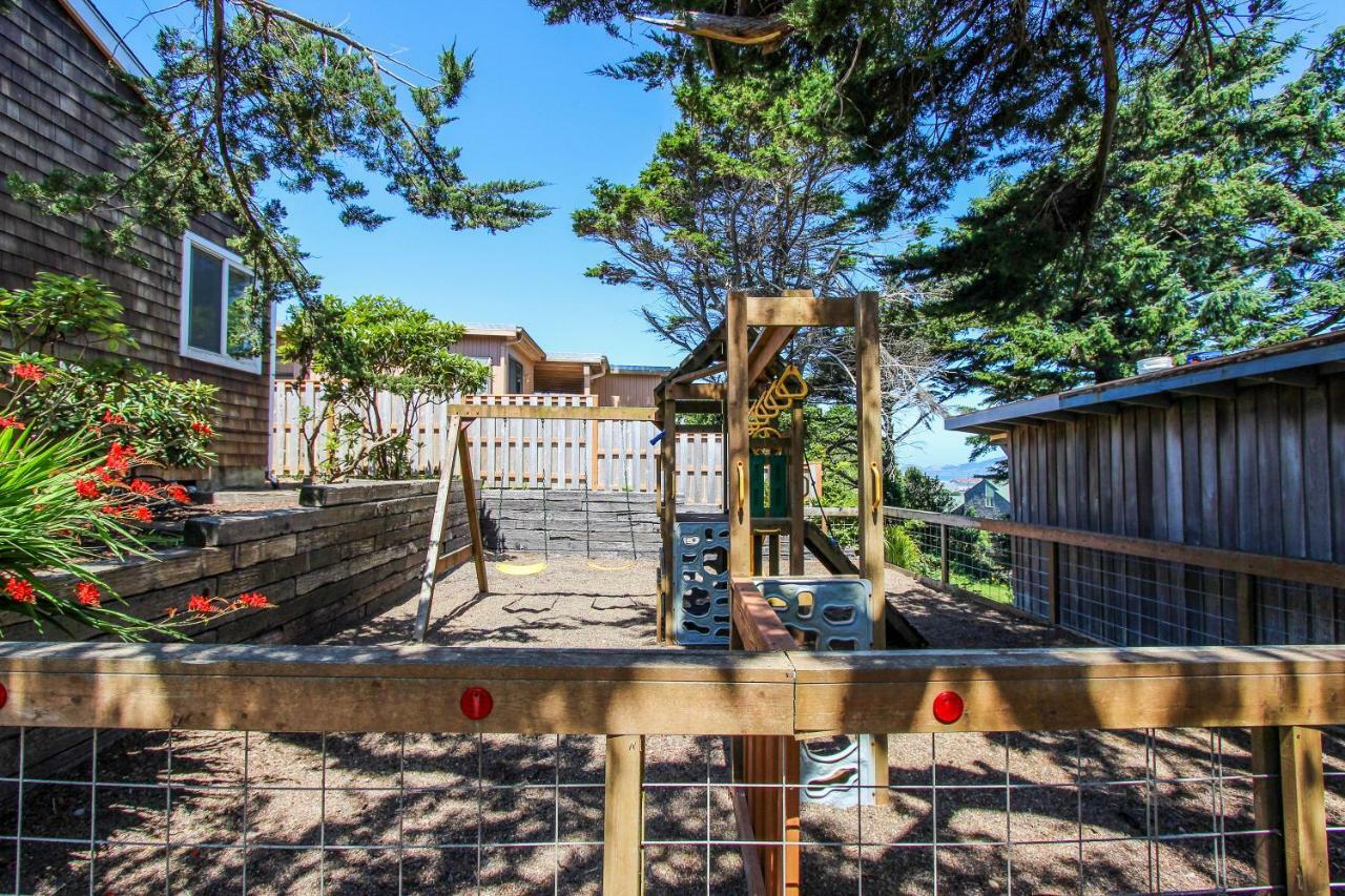 Newport'S Cypress Oceanview Home المظهر الخارجي الصورة